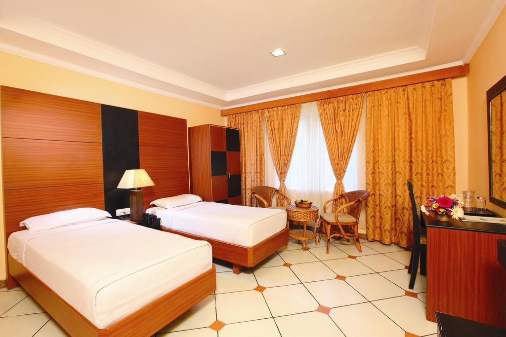 Emarald Hotel Cochin Kochi Luaran gambar