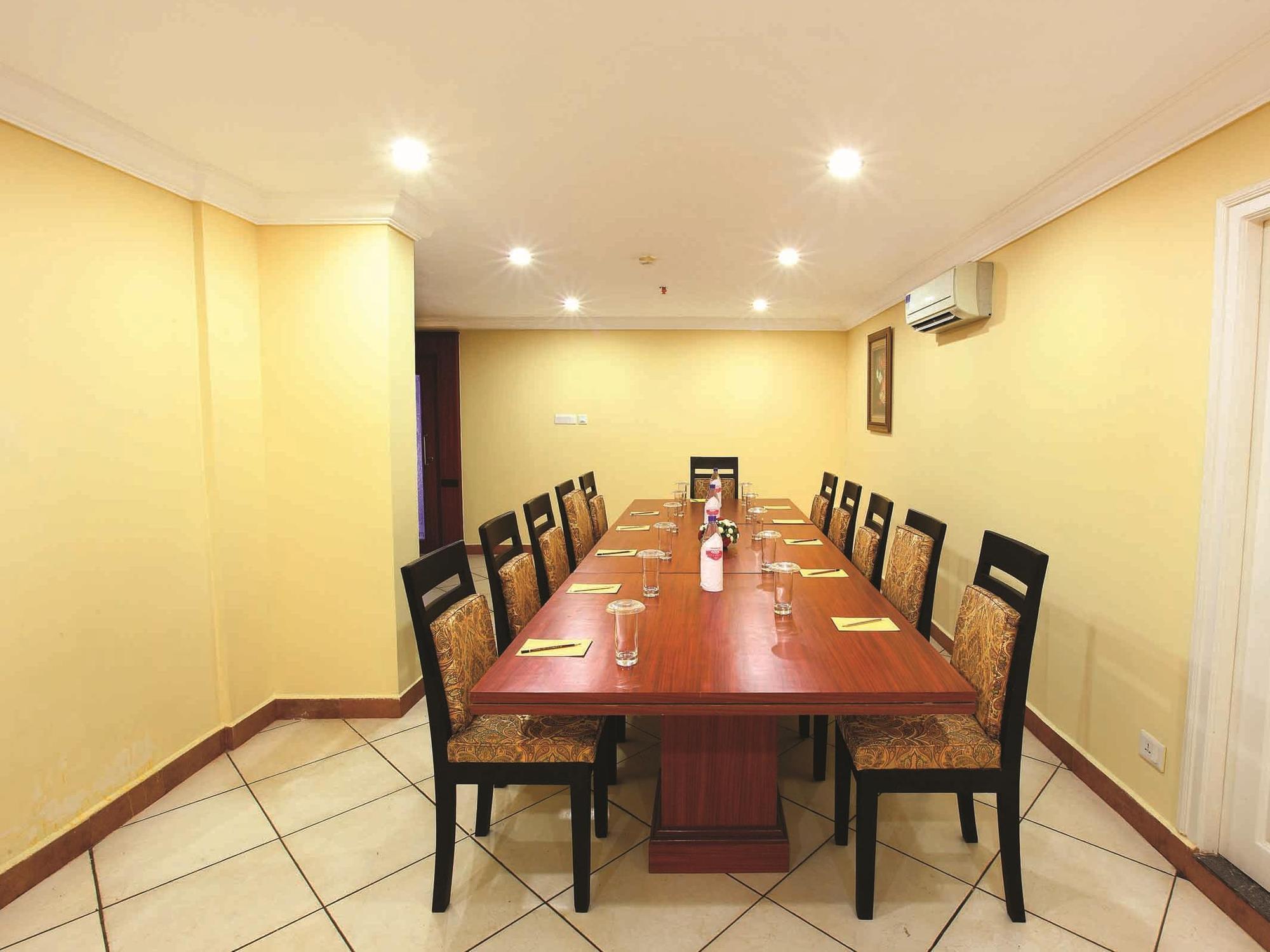 Emarald Hotel Cochin Kochi Luaran gambar