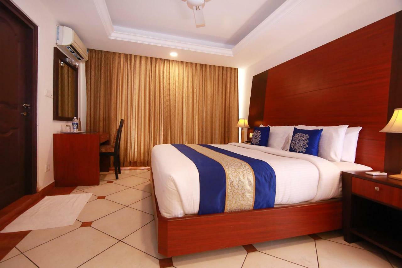 Emarald Hotel Cochin Kochi Luaran gambar